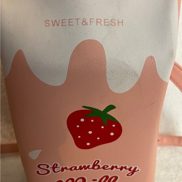 Strawberry Milk Bag - Pink - Picture 2 of 6